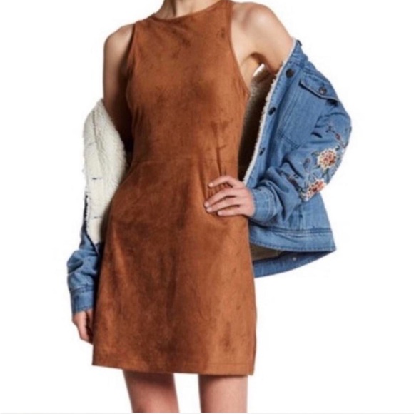 CUPCAKES AND CASHMERE FAUX SUEDE FOREST GREEN FIT AND FLARE MINI DRESS SZ  MED